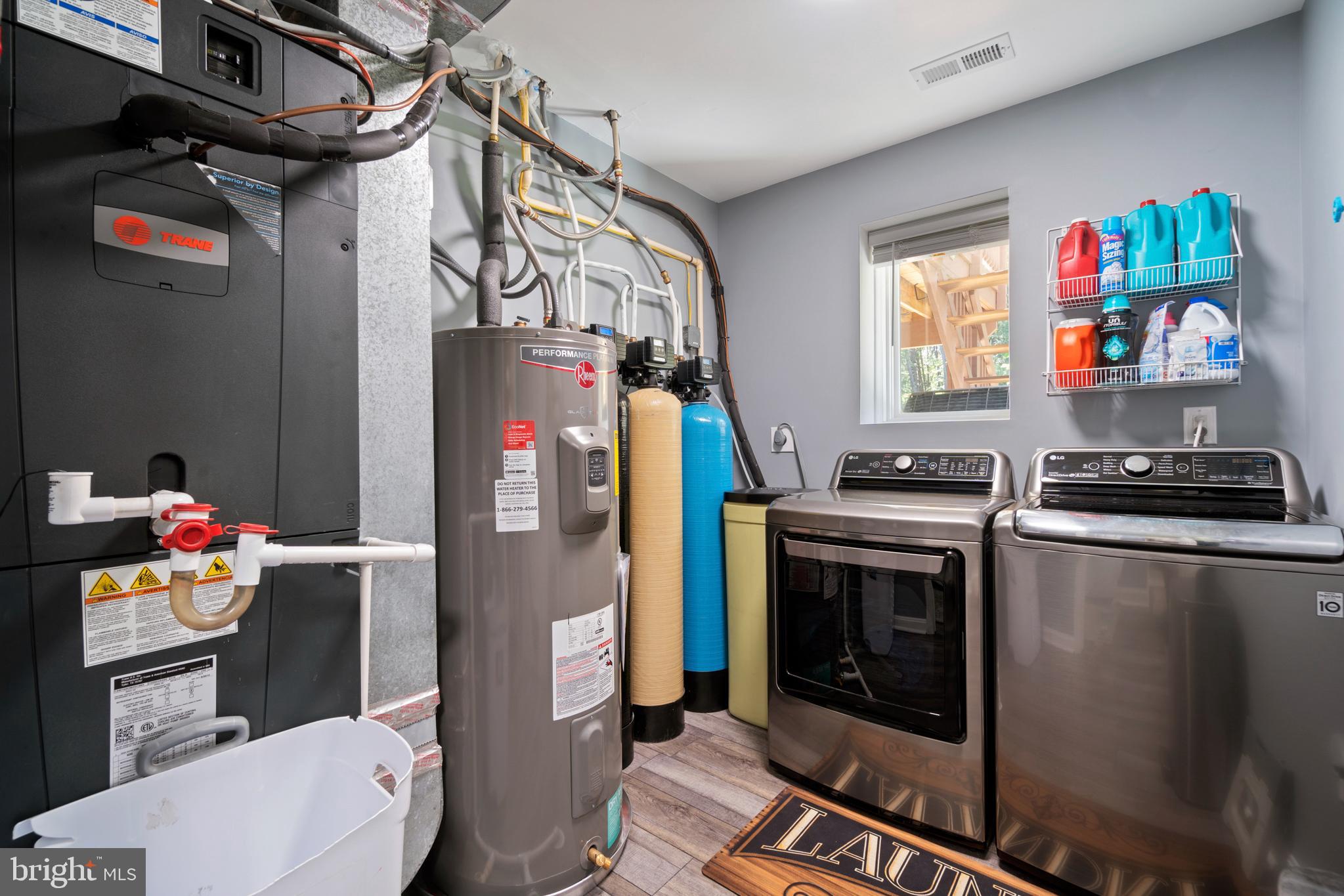 598 Cropp Road Fredericksburg, VA 22406 - Photo 30 of 56 laundry/utility room