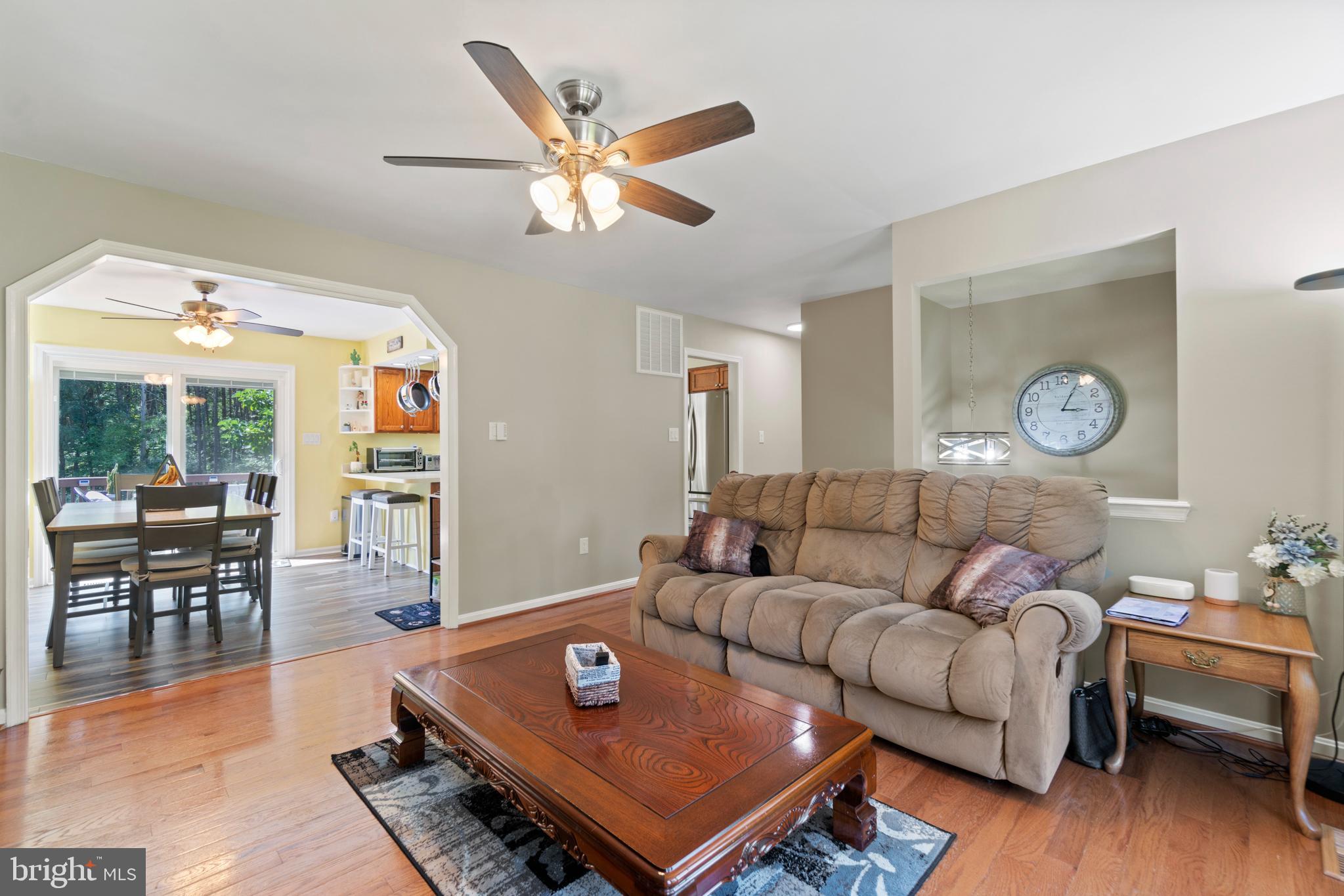 598 Cropp Road Fredericksburg, VA 22406 - Photo 6 of 56 living room