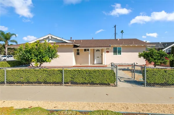 $3,800 | 641 North Milford Road, Orange, CA 92867