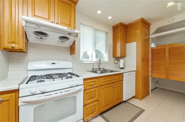 $3,980 | 641 North Milford Road, Orange, CA 92867