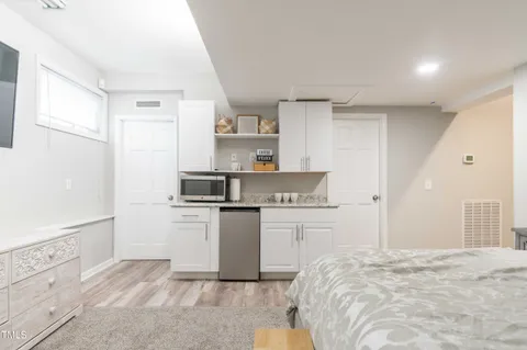 $949,000 | 3010 Blueberry Lane, Chapel Hill, NC 27516