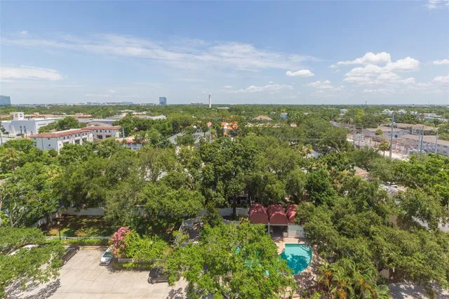 $369,000 | 3211 West Swann Avenue, Unit 1001, Tampa, FL 33609