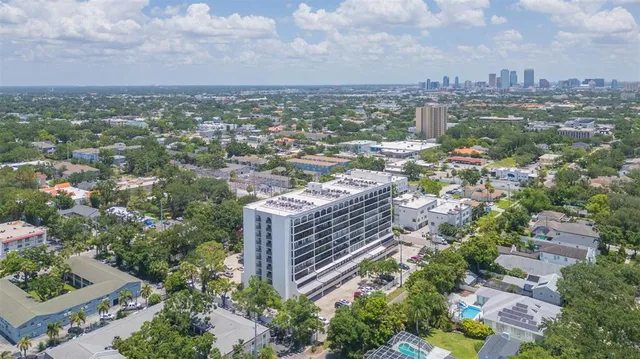 $369,000 | 3211 West Swann Avenue, Unit 1001, Tampa, FL 33609