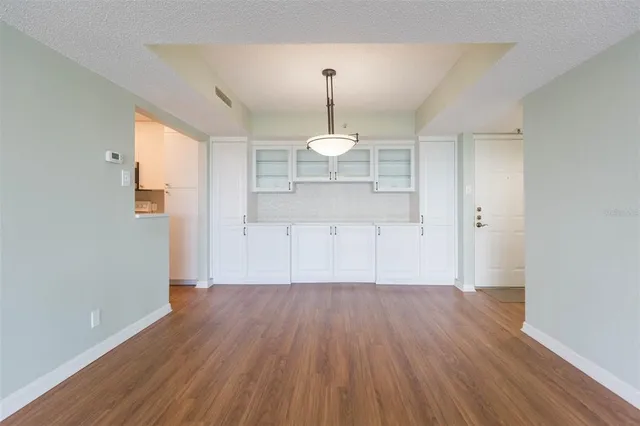 $369,000 | 3211 West Swann Avenue, Unit 1001, Tampa, FL 33609