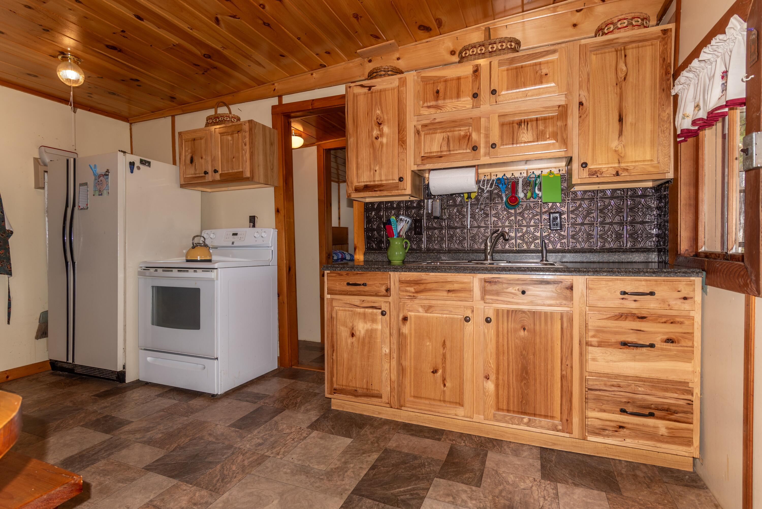 298 West Van Buren Cove Road St. David, ME 04773 - Photo 34 of 41 DSC_5746