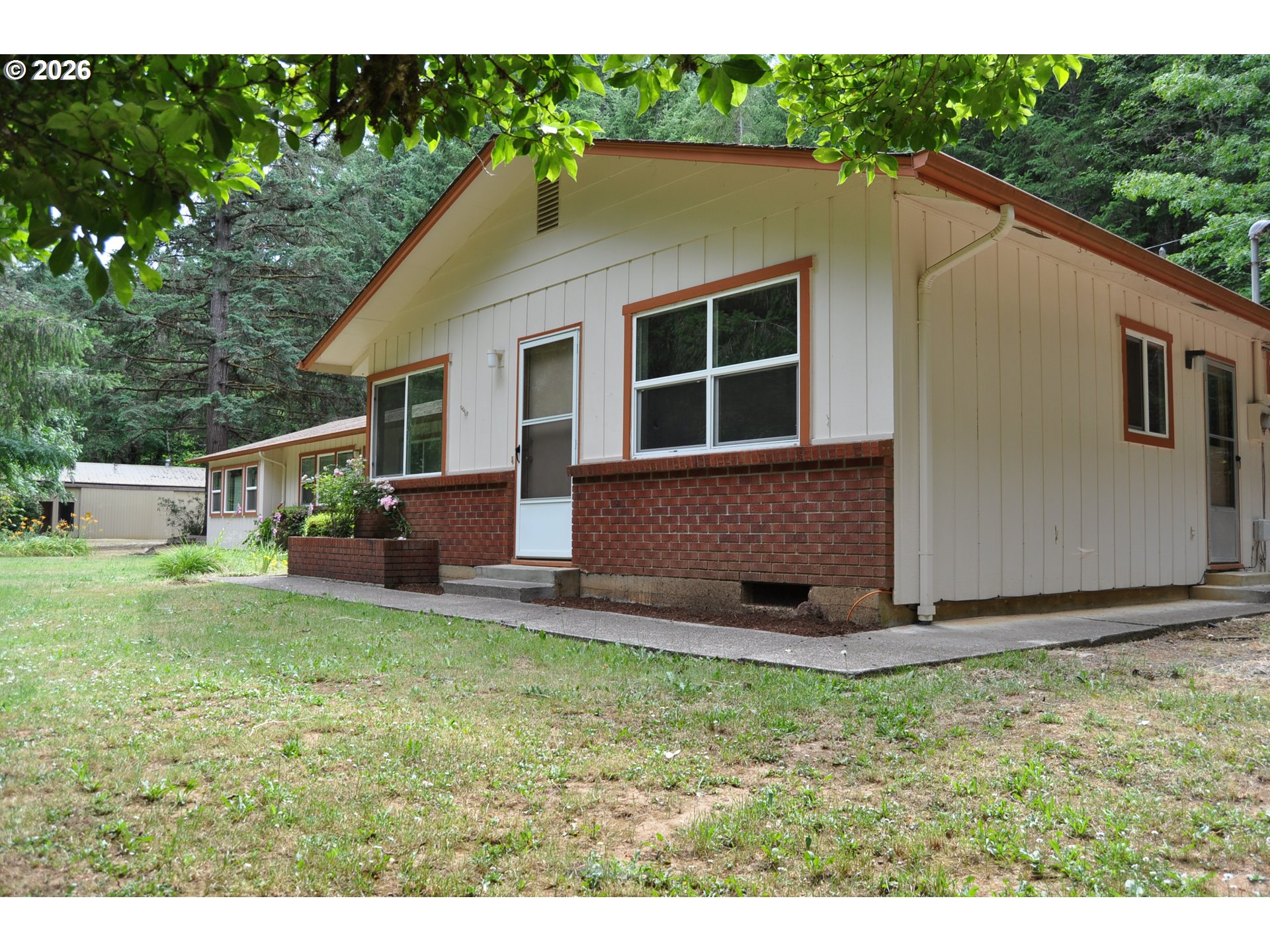 23776 Warthen Road Elmira, OR 97437 - Photo 4 of 34 2nd Residence