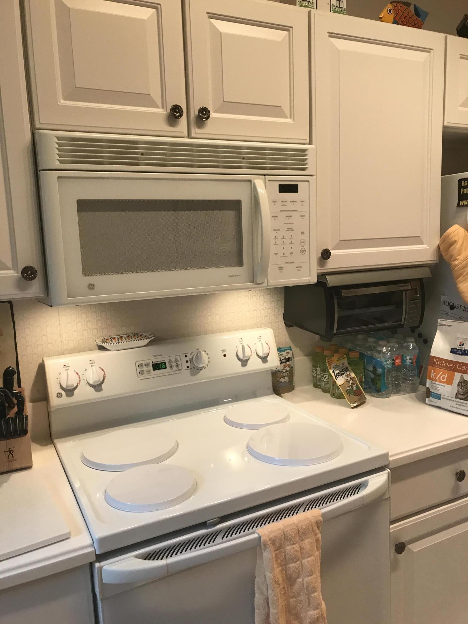 6340 Long Key Lane Boynton Beach, FL 33472 - Photo 28 of 31 kitchen