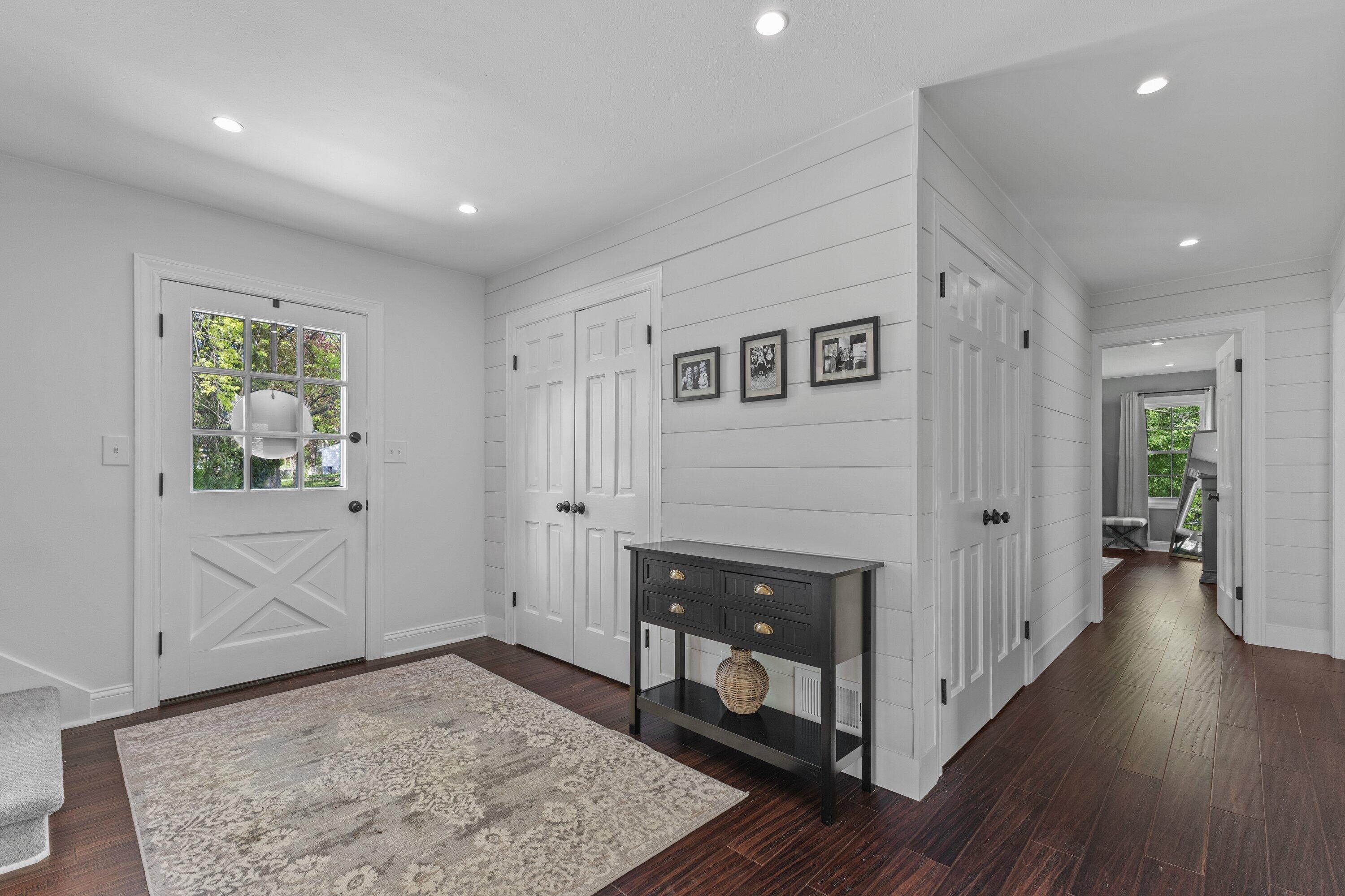 1005 Lone Tree Road Elm Grove, WI 53122 - Photo 2 of 35 welcoming foyer