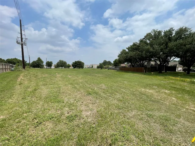 $320,000 | 6222 Downwood Forest Drive, Houston, TX 77088