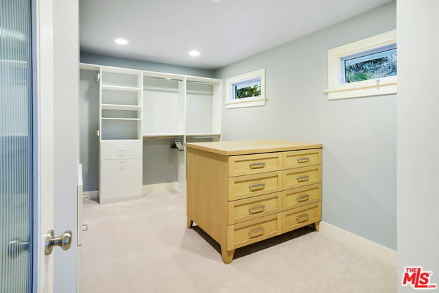 2547 Hutton Drive Beverly Hills, CA 90210 - Photo 20 of 28