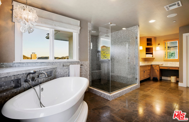 2547 Hutton Drive Beverly Hills, CA 90210 - Photo 22 of 28