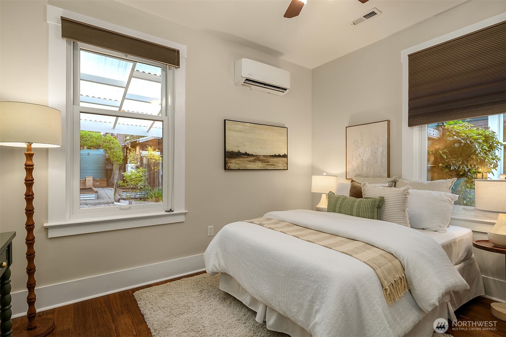 808 Northwest 64th Street Seattle, WA 98107 - Photo 11 of 37