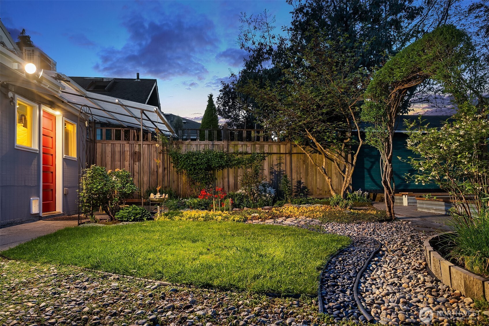 808 Northwest 64th Street Seattle, WA 98107 - Photo 30 of 37