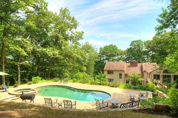 64 Blue Ridge Road North Andover, MA 01845 - Photo 28 of 30 Gallery Image 28