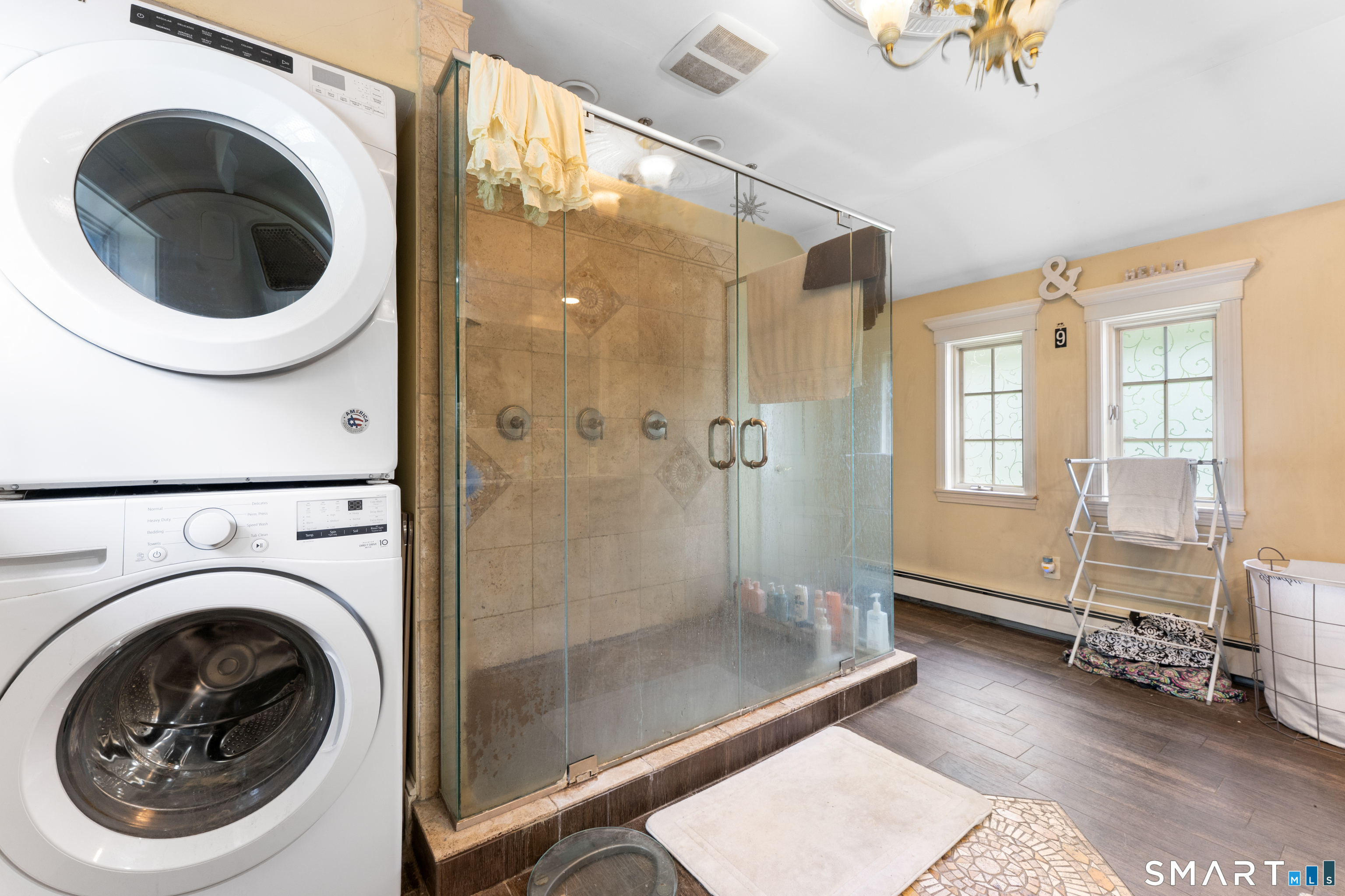 66 Hartford Road Simsbury, CT 06070 - Photo 16 of 39 Gallery Image 16