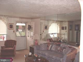 150 Golf Road Darby, PA 19023 - Photo 4 of 6