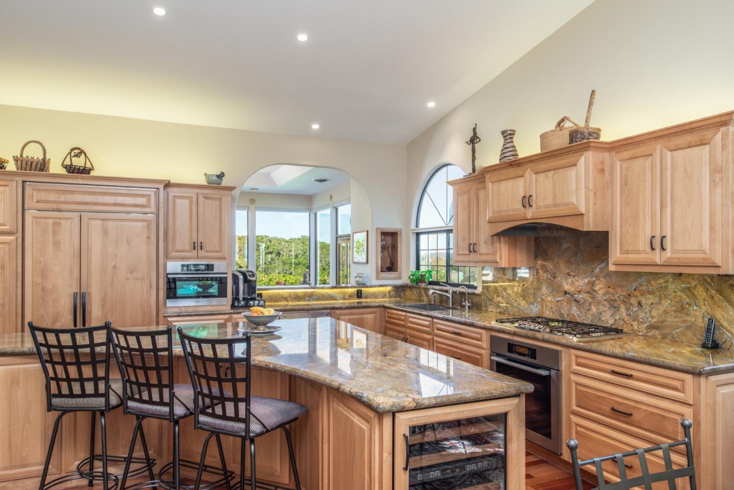 25420 Boots Road Monterey, CA 93940 - Photo 9 of 50 Gallery Image 9