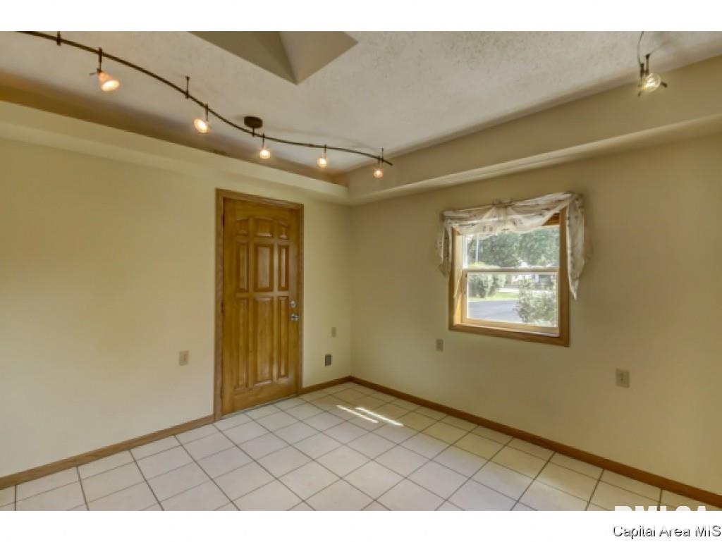 3413 South 2nd Street Springfield, IL 62703 - Photo 16 of 27