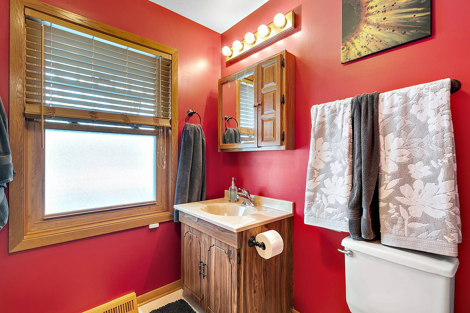 3320 North Jugtown Road Morris, IL 60450 - Photo 22 of 48 a view of bathroom with a sink and a mirror