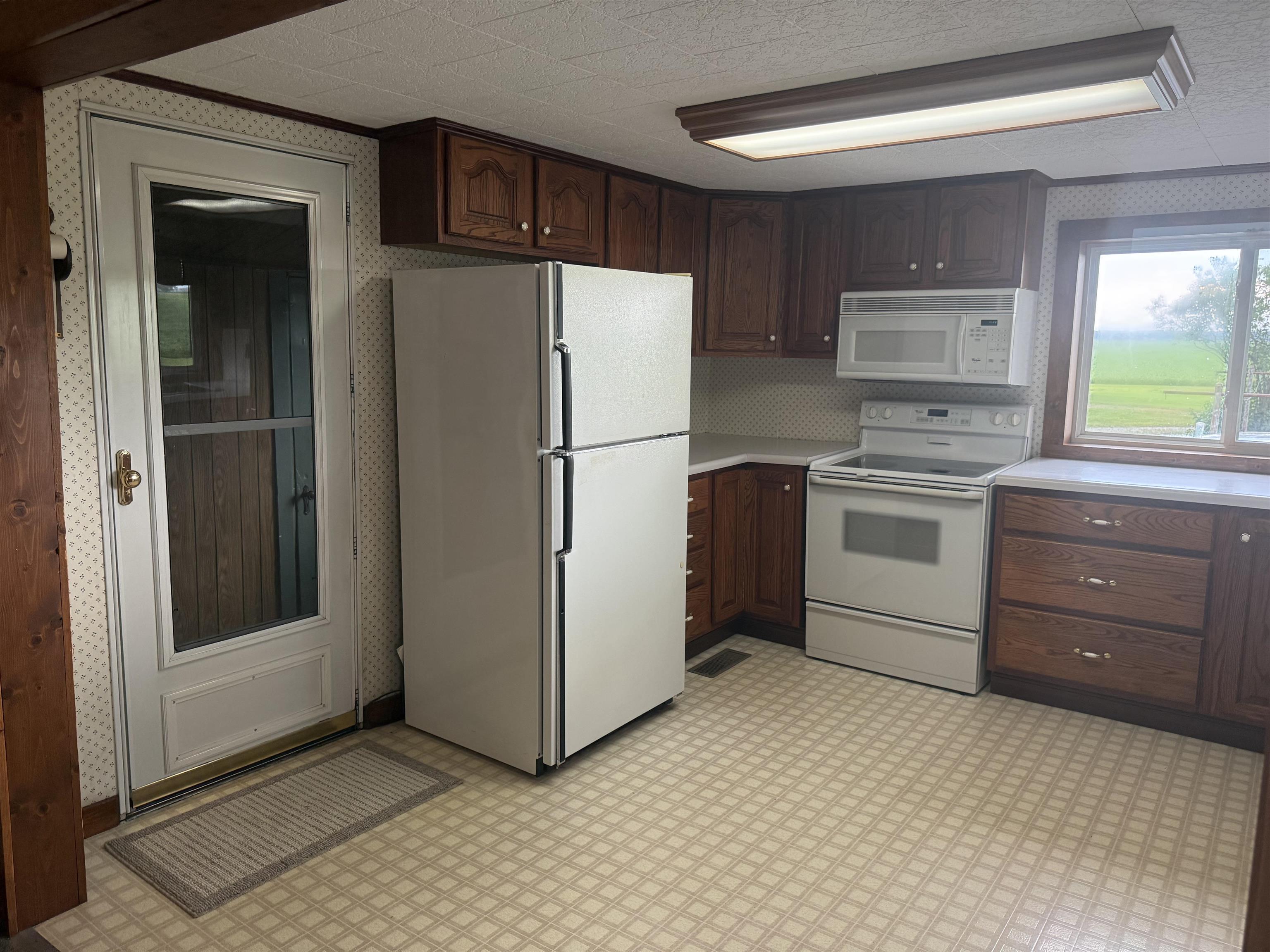 5877 East Adams Road Breckenridge, MI 48615 - Photo 18 of 48