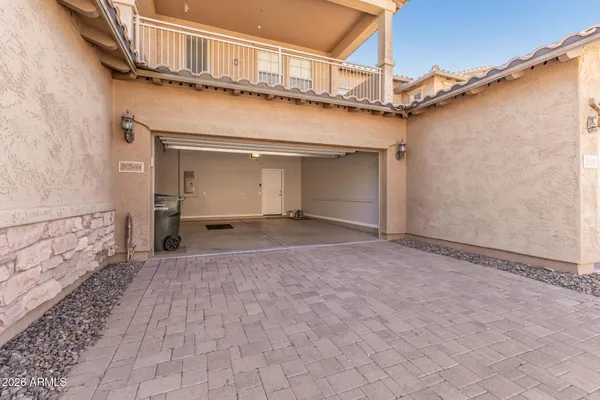 $395,000 | 29120 North 22nd Avenue, Unit 104, Phoenix, AZ 85085