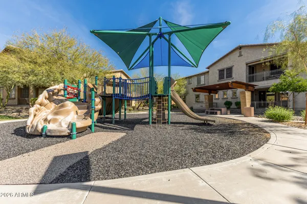 $395,000 | 29120 North 22nd Avenue, Unit 104, Phoenix, AZ 85085