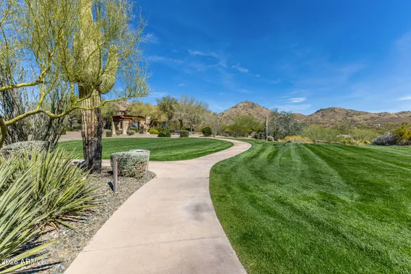 $395,000 | 29120 North 22nd Avenue, Unit 104, Phoenix, AZ 85085