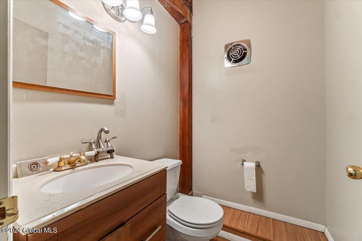 4 Weed Road Colonie, NY 12110 - Photo 12 of 12 27-DSC05364