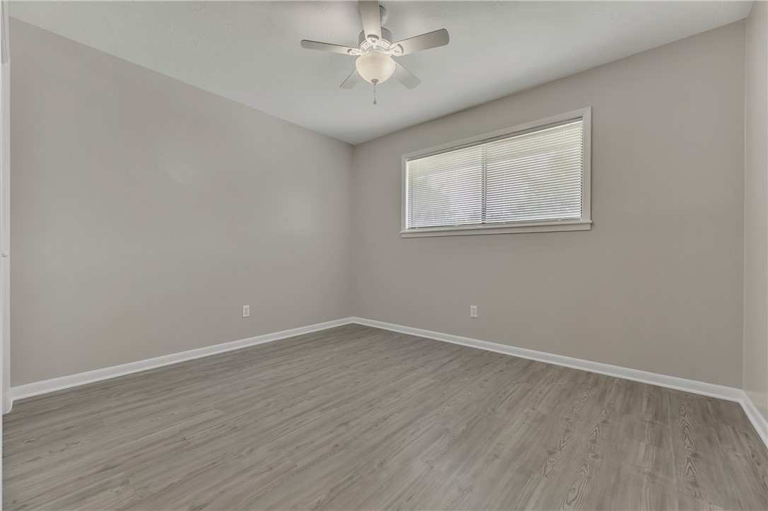 2312 Windsor Drive Bryan, TX 77802 - Photo 13 of 16