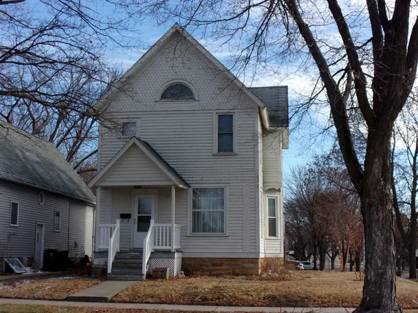 $139,900 | 231 South Prairie Avenue, Fairmont, MN 56031