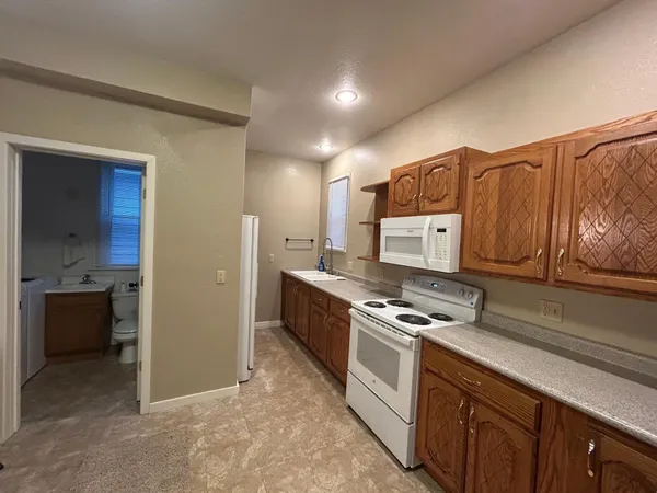 $139,900 | 231 South Prairie Avenue, Fairmont, MN 56031