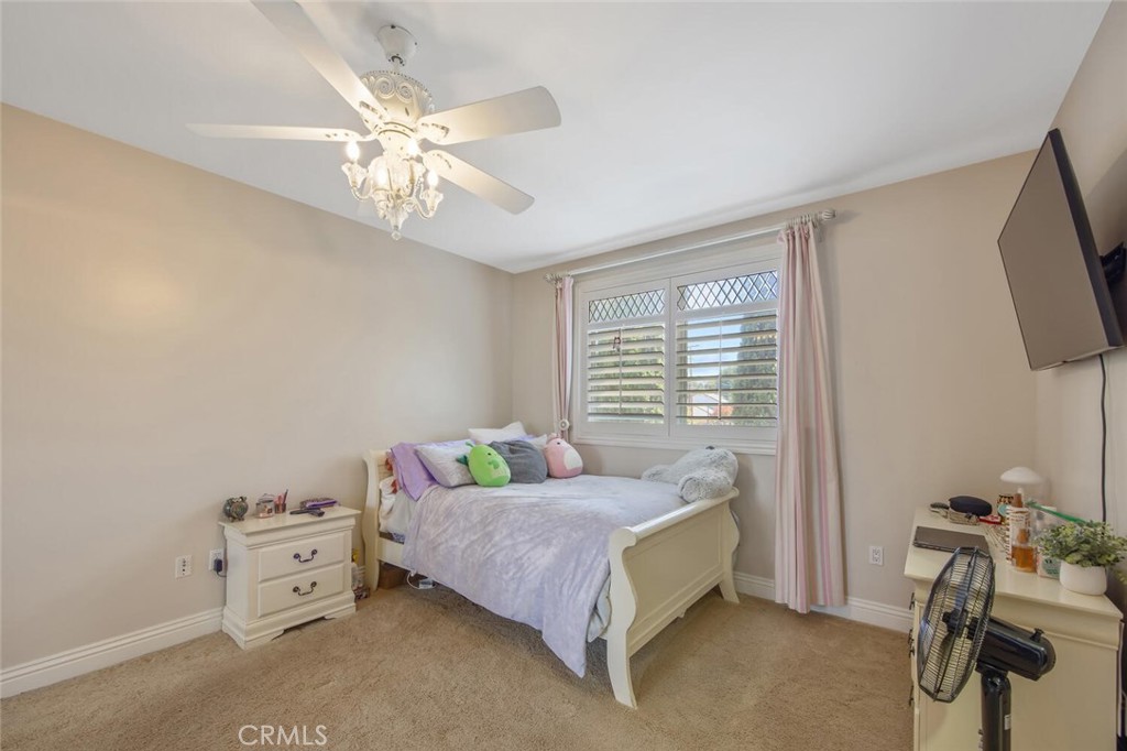 21120 Placerita Canyon Road Newhall, CA 91321 - Photo 38 of 53 3rd Upstairs Bedroom shares jack n Jill bath with bedroom 4