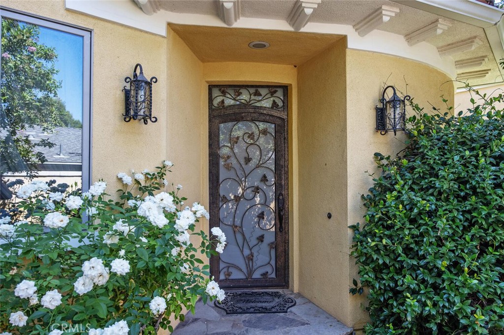 21120 Placerita Canyon Road Newhall, CA 91321 - Photo 4 of 53