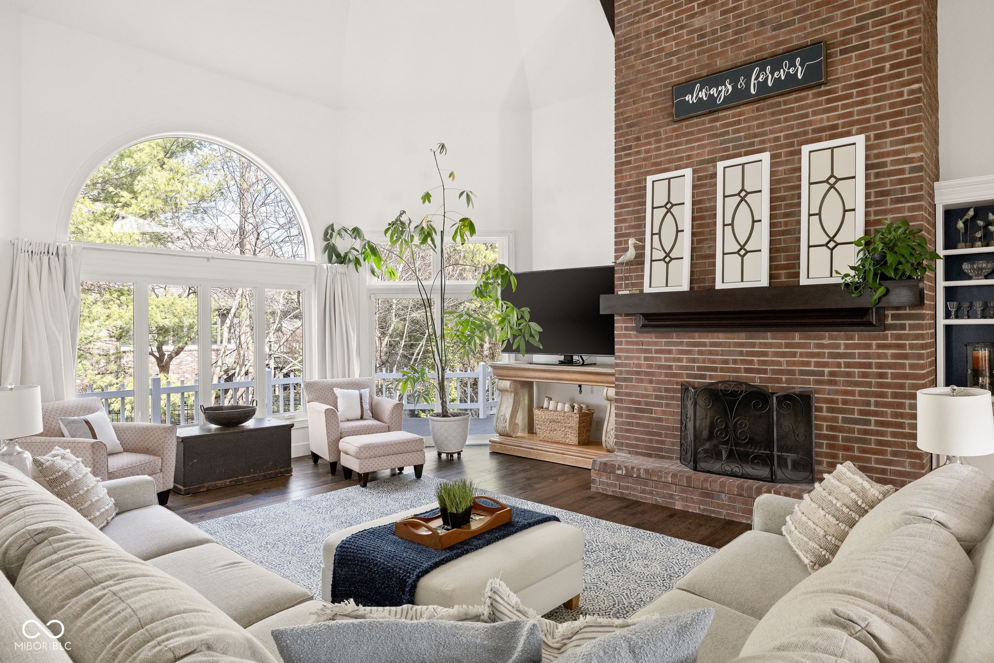 13727 Smokey Ridge Overlook Carmel, IN 46033 - Photo 8 of 94