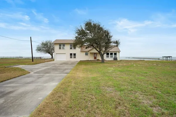 $575,000 | 3657 Copano Drive, Rockport, TX 78382