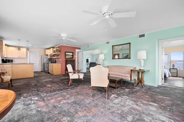 $575,000 | 3657 Copano Drive, Rockport, TX 78382