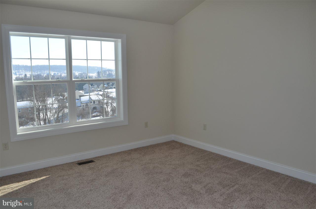 355 Riviera Street, Unit 59 Mount Wolf, PA 17347 - Photo 18 of 31 Gallery Image 18