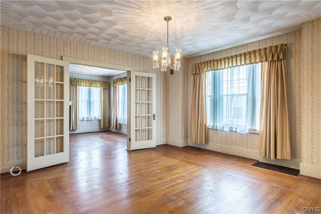 2811 Ogden Place Utica, NY 13501 - Photo 27 of 50