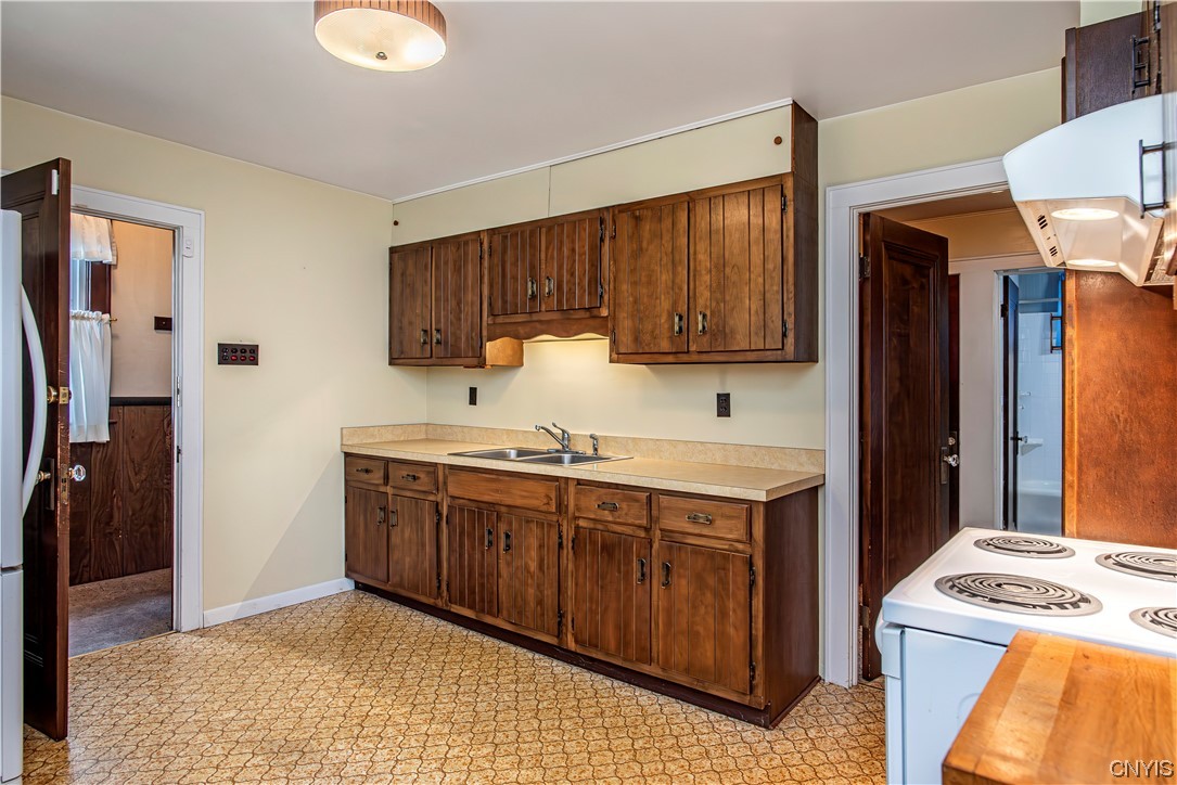 2811 Ogden Place Utica, NY 13501 - Photo 33 of 50