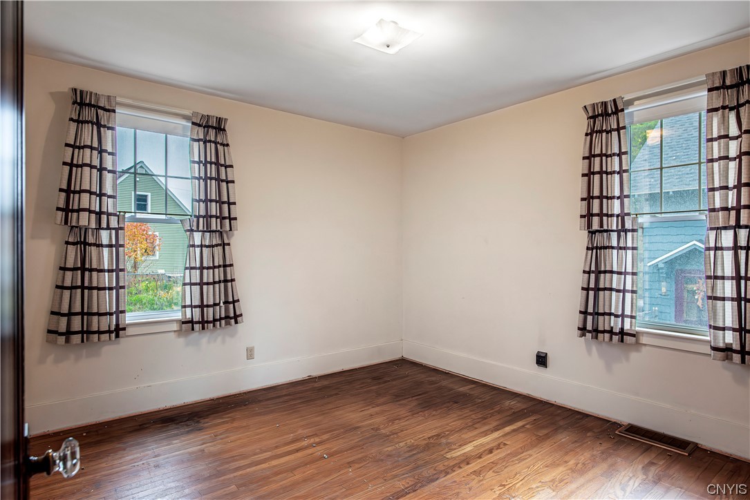 2811 Ogden Place Utica, NY 13501 - Photo 39 of 50