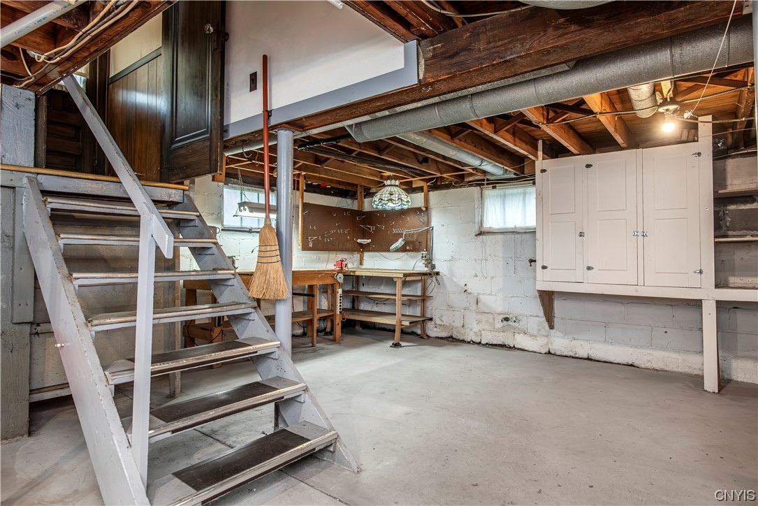 2811 Ogden Place Utica, NY 13501 - Photo 42 of 50