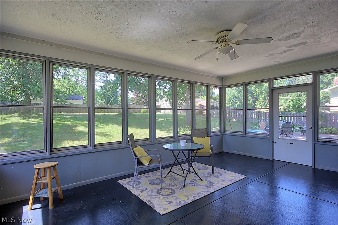 346 Center Road Akron, OH 44319 - Photo 25 of 29