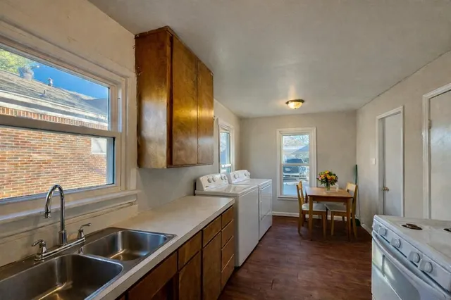 $1,000 | 815 Southeast 18th Street, Unit C, Mineral Wells, TX 76067