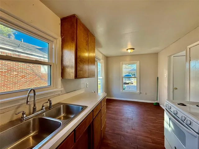 $1,000 | 815 Southeast 18th Street, Unit C, Mineral Wells, TX 76067