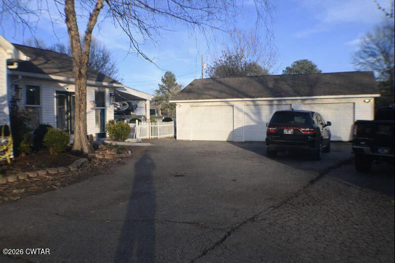 806 Whitnel Road Dyersburg, TN 38024 - Photo 4 of 20 3-3