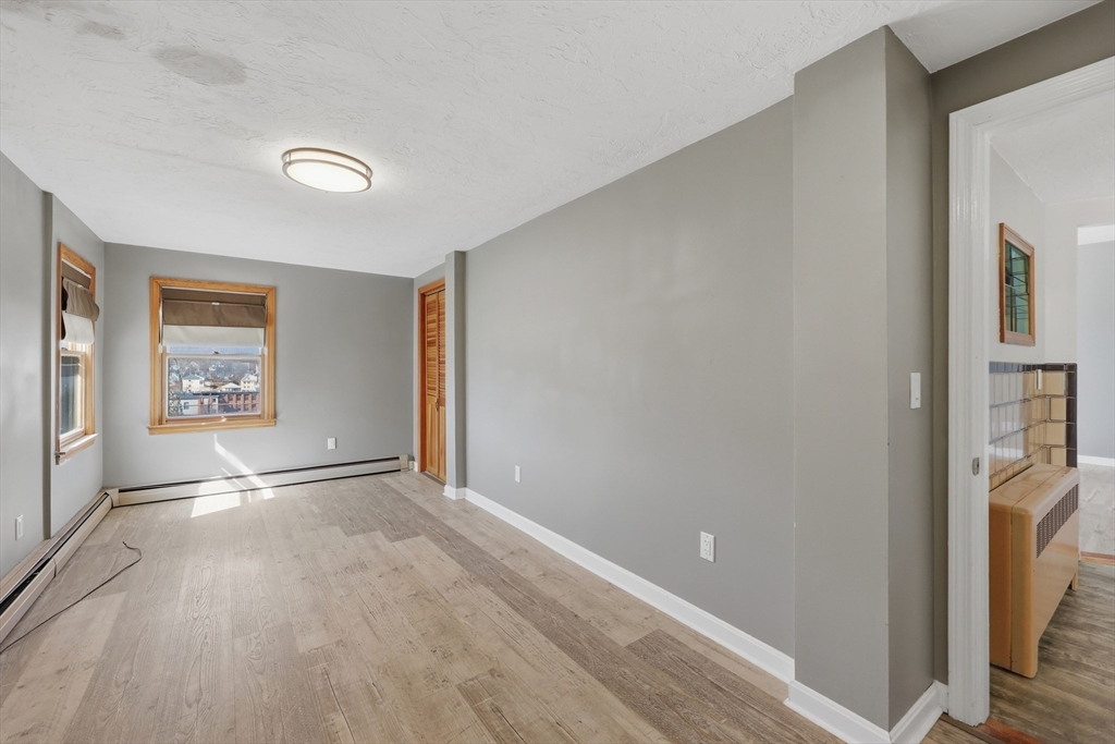586 Franklin Street, Unit 1 Worcester, MA 01604 - Photo 13 of 20