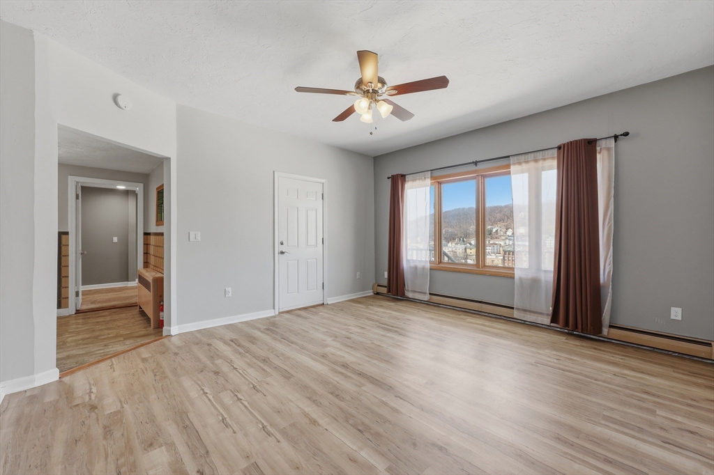 586 Franklin Street, Unit 1 Worcester, MA 01604 - Photo 17 of 20