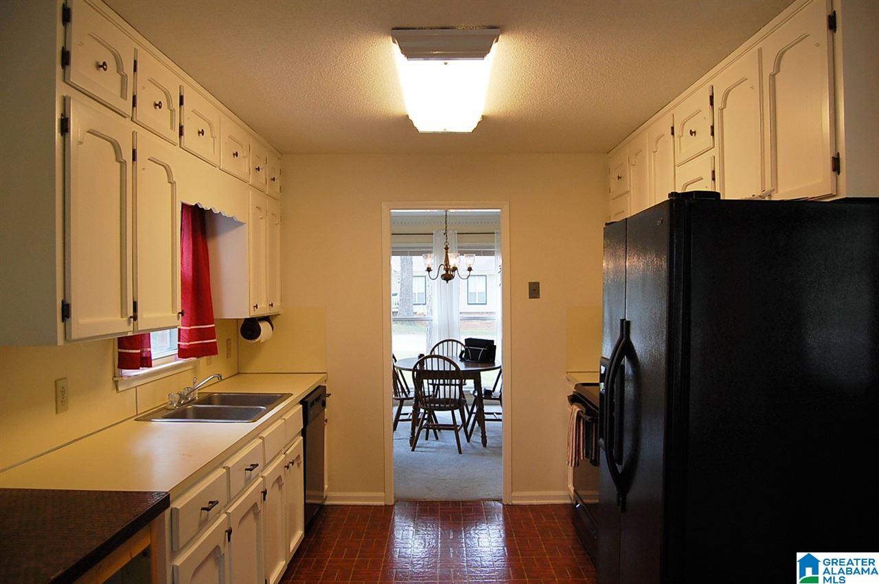 1438 Caribbean Circle Alabaster, AL 35007 - Photo 5 of 28