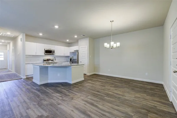 $1,595 | 9848 Grosbeak Lane, Magnolia, TX 77354