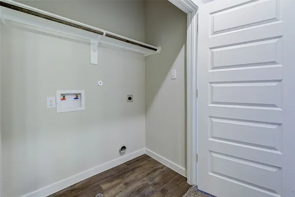 $1,595 | 9848 Grosbeak Lane, Magnolia, TX 77354